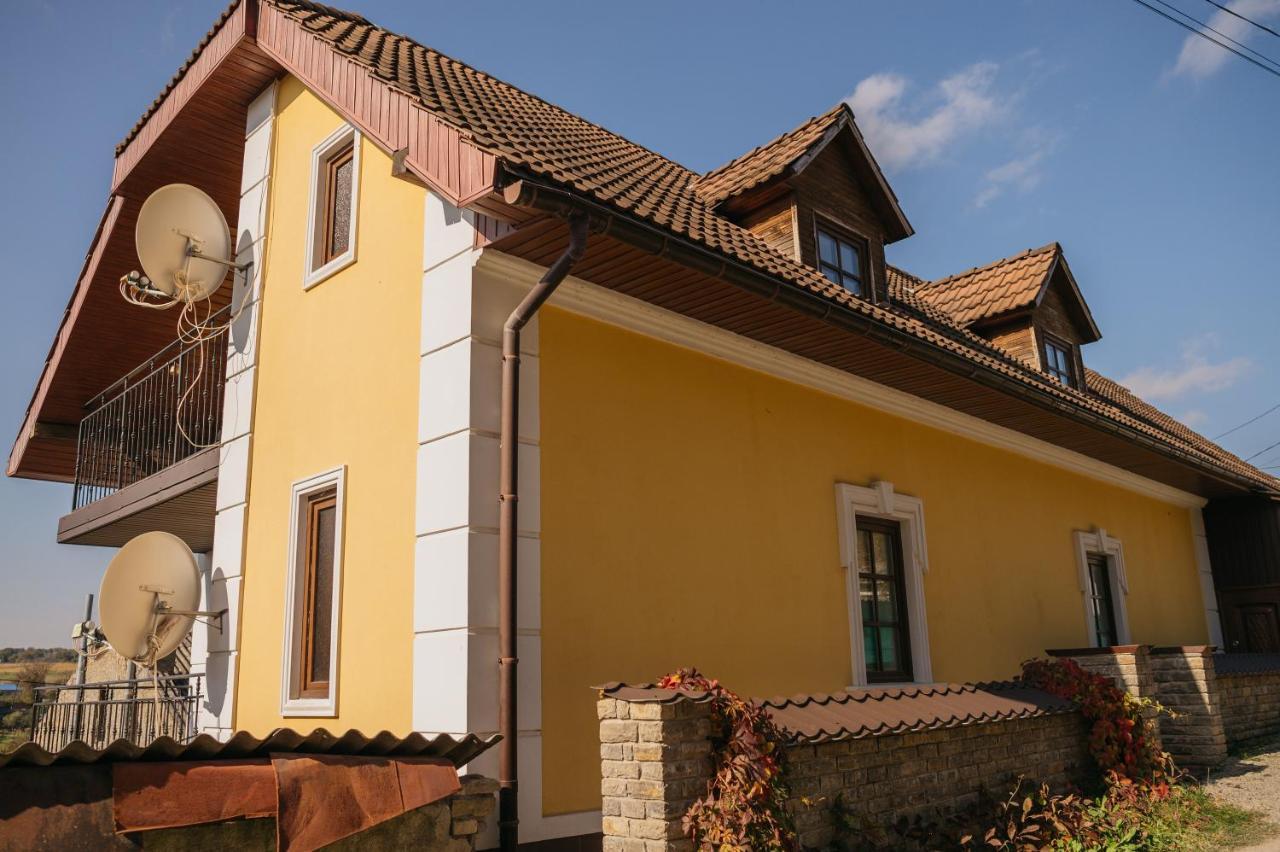 Джерело Kamenec Podolský Exteriér fotografie